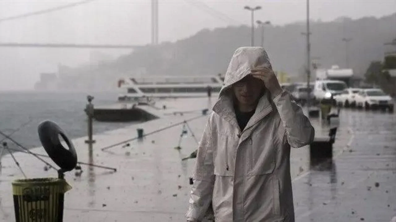 İçişleri'nden uyarı: Kuvvetli yağış ve fırtına.
